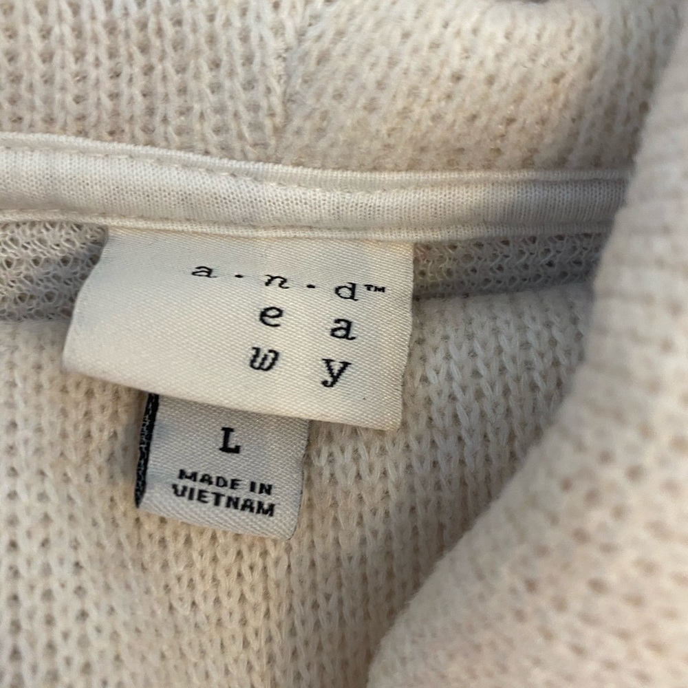 Sweater - Picture 2 of 3